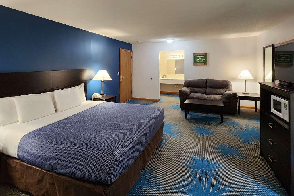 Econo Lodge Lakeshore Manistique Quarto foto