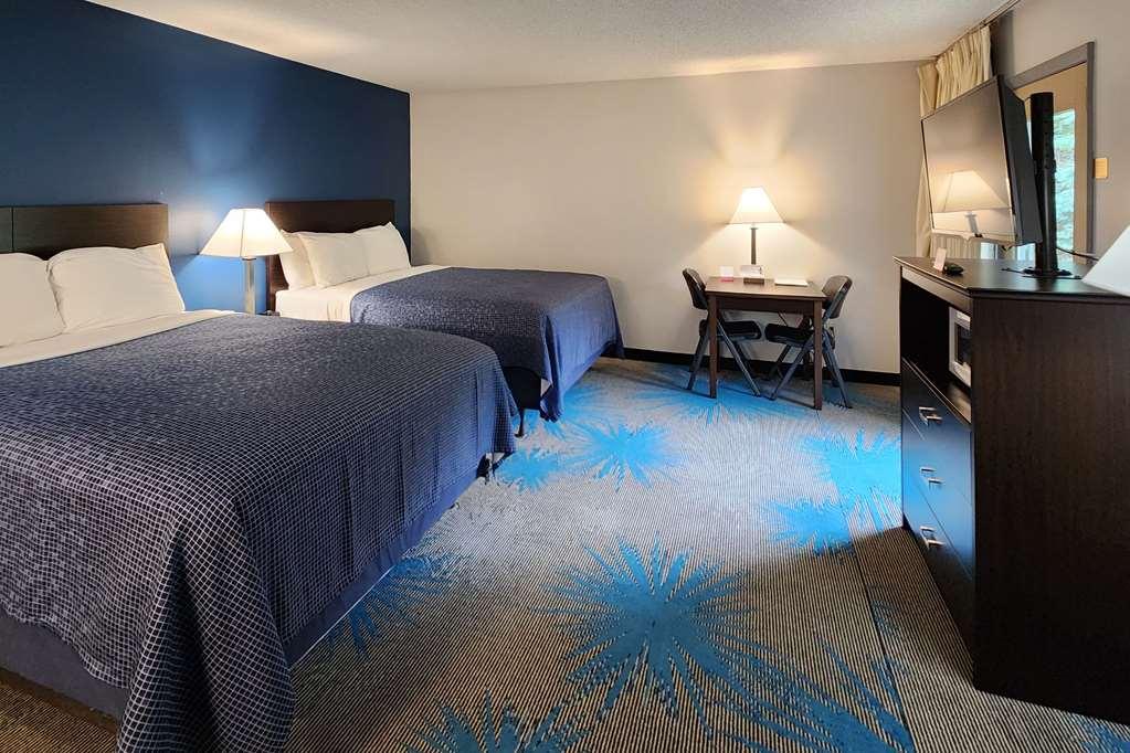 Econo Lodge Lakeshore Manistique Quarto foto