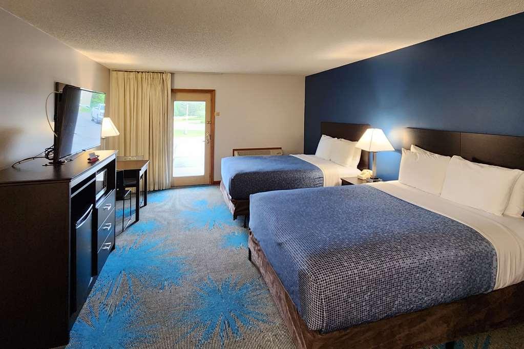 Econo Lodge Lakeshore Manistique Quarto foto